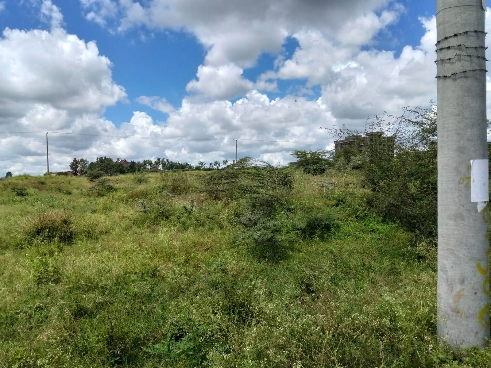 Prime 1-acre roadfront commercial and industrial land for sale along Nairobi Namanga Road in Kitengela with ready title deed.