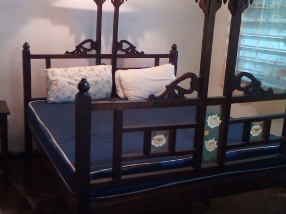 Beachfront 1 bedroom apartment for sale in Oasis Village Malindi with ocean and pool views