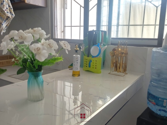Modern 1-bedroom furnished apartment in Malindi with WiFi, Netflix, parking, and easy access to the beach and airport.