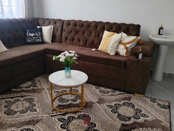 Modern 1-bedroom furnished apartment in Malindi with WiFi, Netflix, parking, and easy access to the beach and airport.