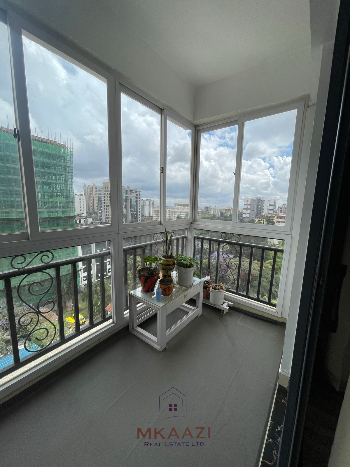 Luxury 2 bedroom master en-suite apartment with SQ for sale in Kilimani near Yaya Centre featuring swimming pool, gym, balcony, high-speed lifts, and premium amenities.