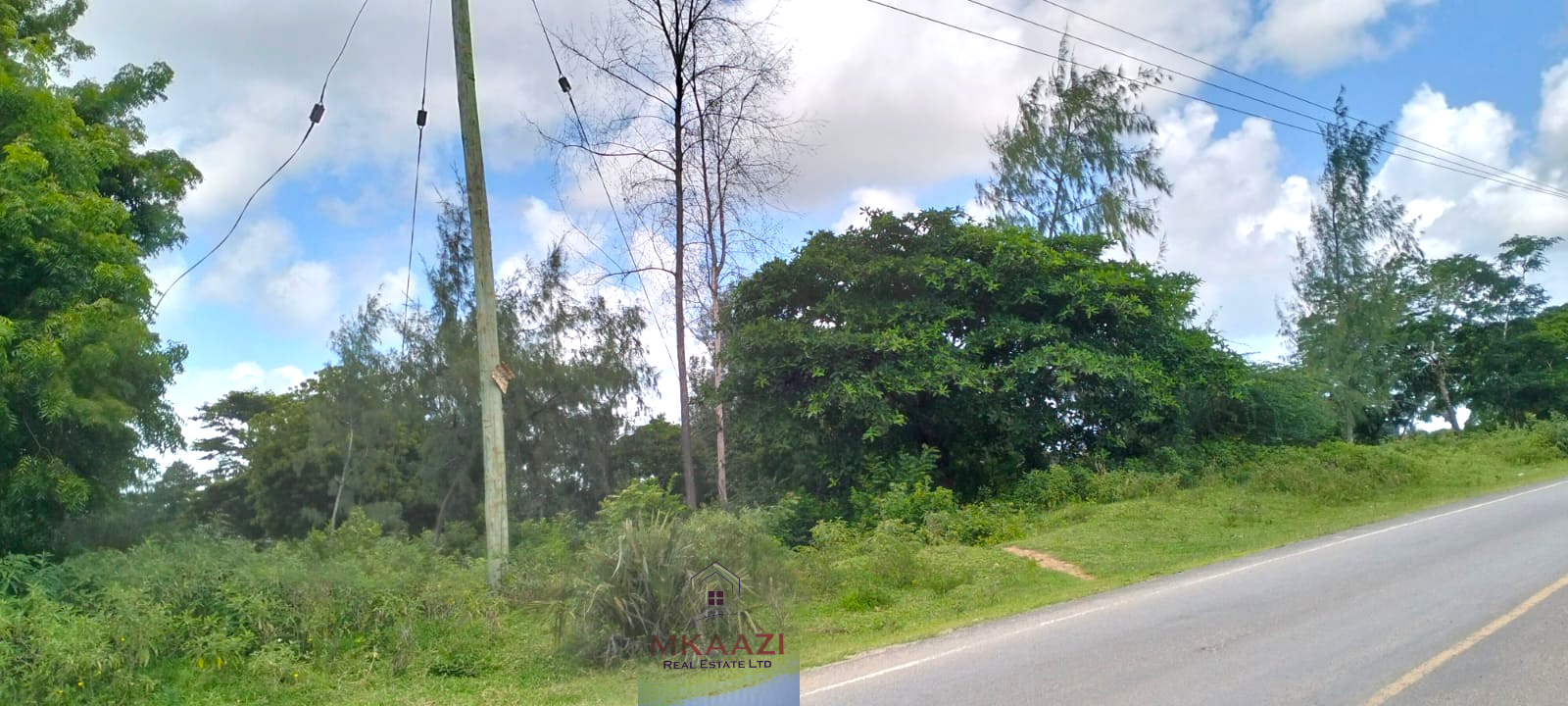 65 acres of prime development land for sale in Mere, Malindi with direct tarmac frontage, leasehold title, excellent accessibility, and outstanding potential for residential, commercial, hospitality, industrial, and mixed-use developments.