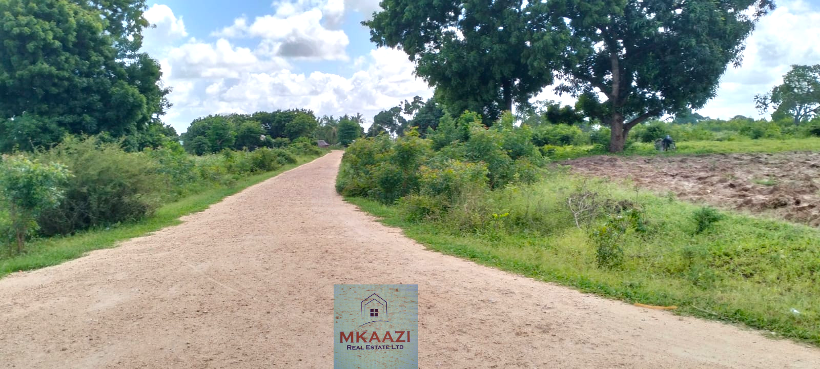 65 acres of prime development land for sale in Mere, Malindi with direct tarmac frontage, leasehold title, excellent accessibility, and outstanding potential for residential, commercial, hospitality, industrial, and mixed-use developments.