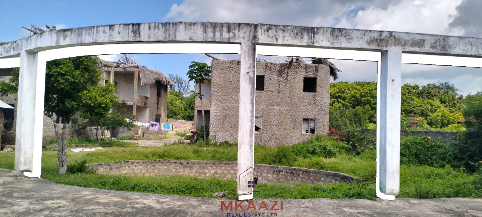 16 one-bedroom units and a 3-bedroom main house for sale near Blue Bay Watamu on 0.4 acres, 300 meters from the beach with a partially completed swimming pool.