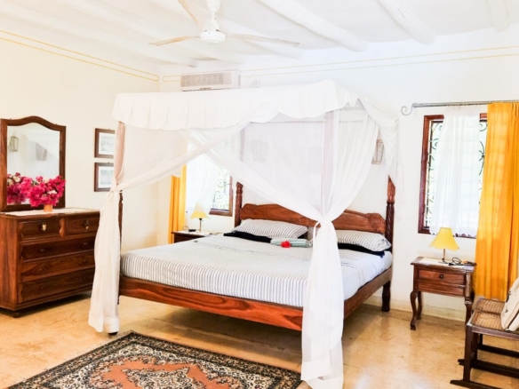 Luxury fully furnished 4-bedroom ensuite villa in Watamu available for Summertides Festival accommodation with swimming pool, Wi-Fi, air conditioning, housekeeping, and 24-hour security.
