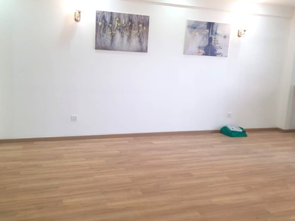 Spacious 3-bedroom and 4-bedroom apartments for rent in Kilimani along Kindaruma Road featuring ensuite bedrooms, balconies, basement parking, and proximity to Yaya Centre.