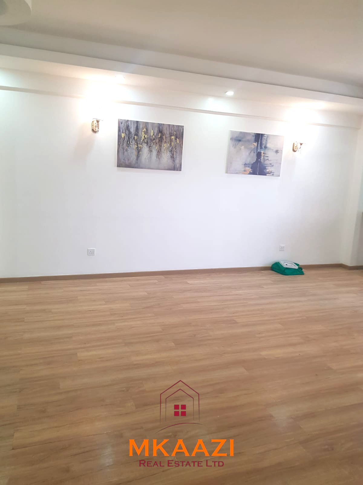 Spacious 3-bedroom and 4-bedroom apartments for rent in Kilimani along Kindaruma Road featuring ensuite bedrooms, balconies, basement parking, and proximity to Yaya Centre.