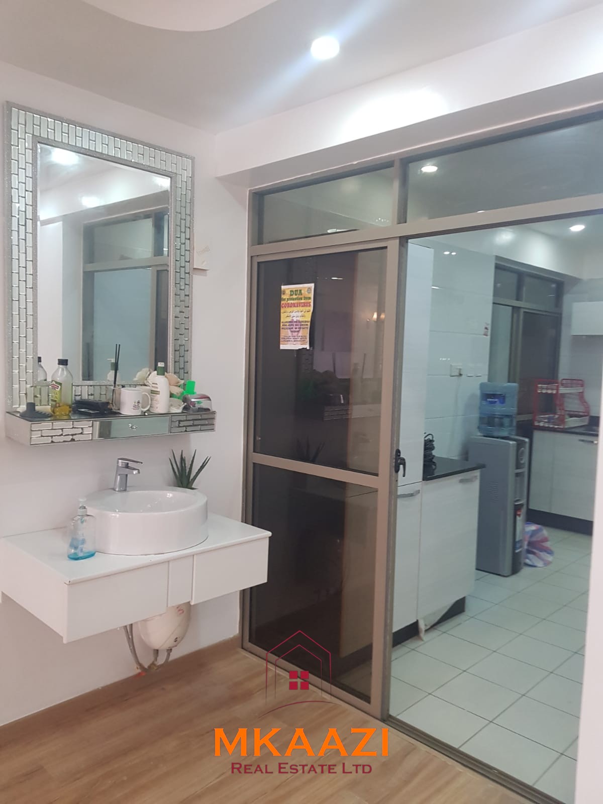 Spacious 3-bedroom and 4-bedroom apartments for rent in Kilimani along Kindaruma Road featuring ensuite bedrooms, balconies, basement parking, and proximity to Yaya Centre.