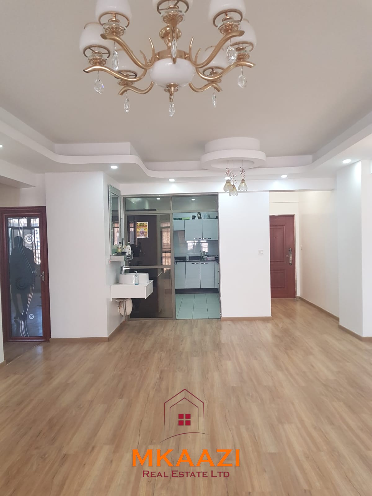 Spacious 3-bedroom and 4-bedroom apartments for rent in Kilimani along Kindaruma Road featuring ensuite bedrooms, balconies, basement parking, and proximity to Yaya Centre.