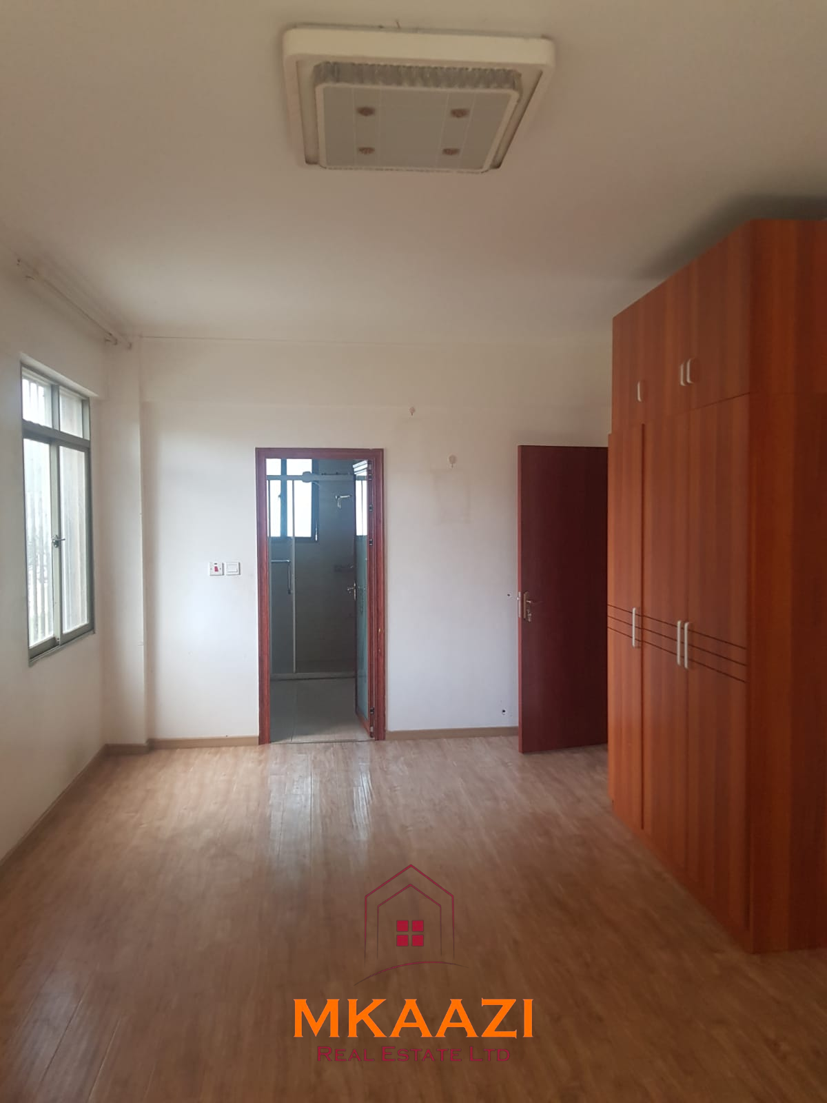 Spacious 3-bedroom and 4-bedroom apartments for rent in Kilimani along Kindaruma Road featuring ensuite bedrooms, balconies, basement parking, and proximity to Yaya Centre.