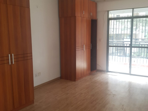 Spacious 3-bedroom and 4-bedroom apartments for rent in Kilimani along Kindaruma Road featuring ensuite bedrooms, balconies, basement parking, and proximity to Yaya Centre.