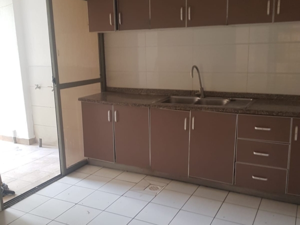 Spacious 3-bedroom and 4-bedroom apartments for rent in Kilimani along Kindaruma Road featuring ensuite bedrooms, balconies, basement parking, and proximity to Yaya Centre.
