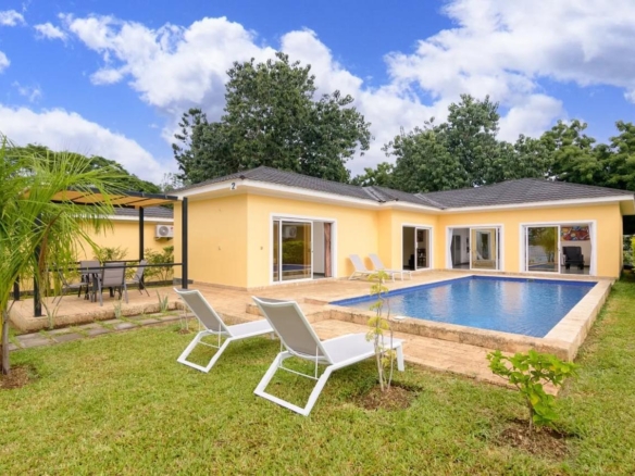 3-bedroom house with private swimming pool for sale at Fahari Residence in Malindi