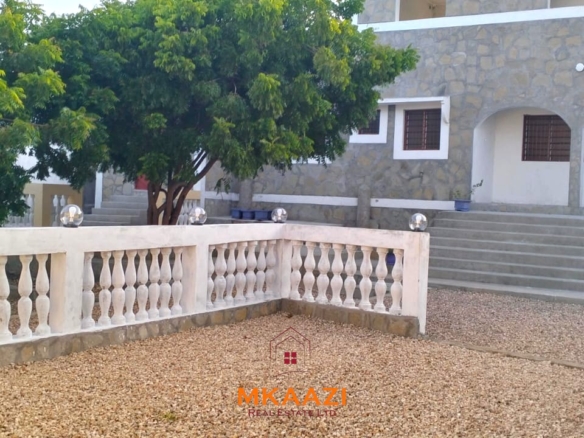 Newly built 3-bedroom house with SQ for rent on Casuarina Road, Malindi, featuring a private compound, ocean views, garden, gazebo, and covered patio.