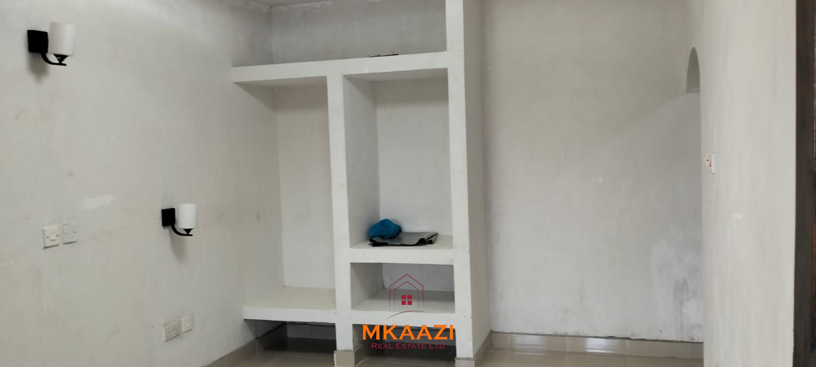 Newly built 3-bedroom house with SQ for rent on Casuarina Road, Malindi, featuring a private compound, ocean views, garden, gazebo, and covered patio.