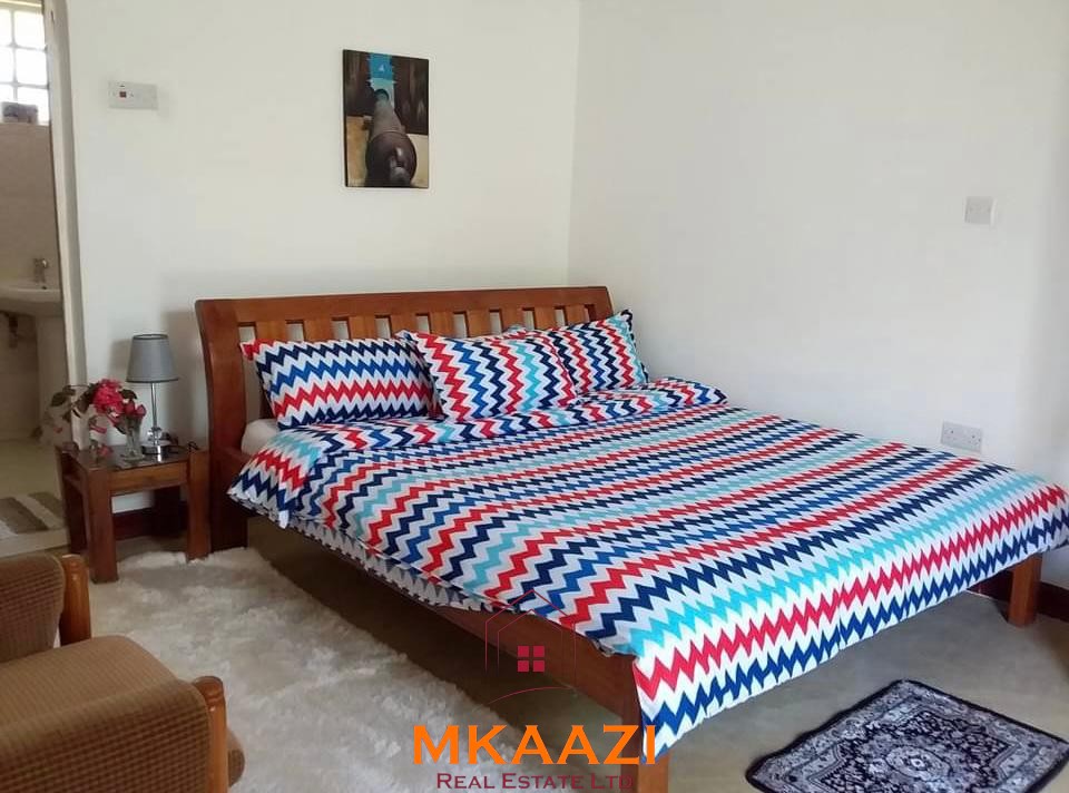 Lodge to Let Near Ol Pejeta Conservancy, Laikipia Fully furnished lodge to let in Laikipia near Ol Pejeta Conservancy featuring six ensuite rooms, restaurant, gardens, camping facilities, and modern amenities.