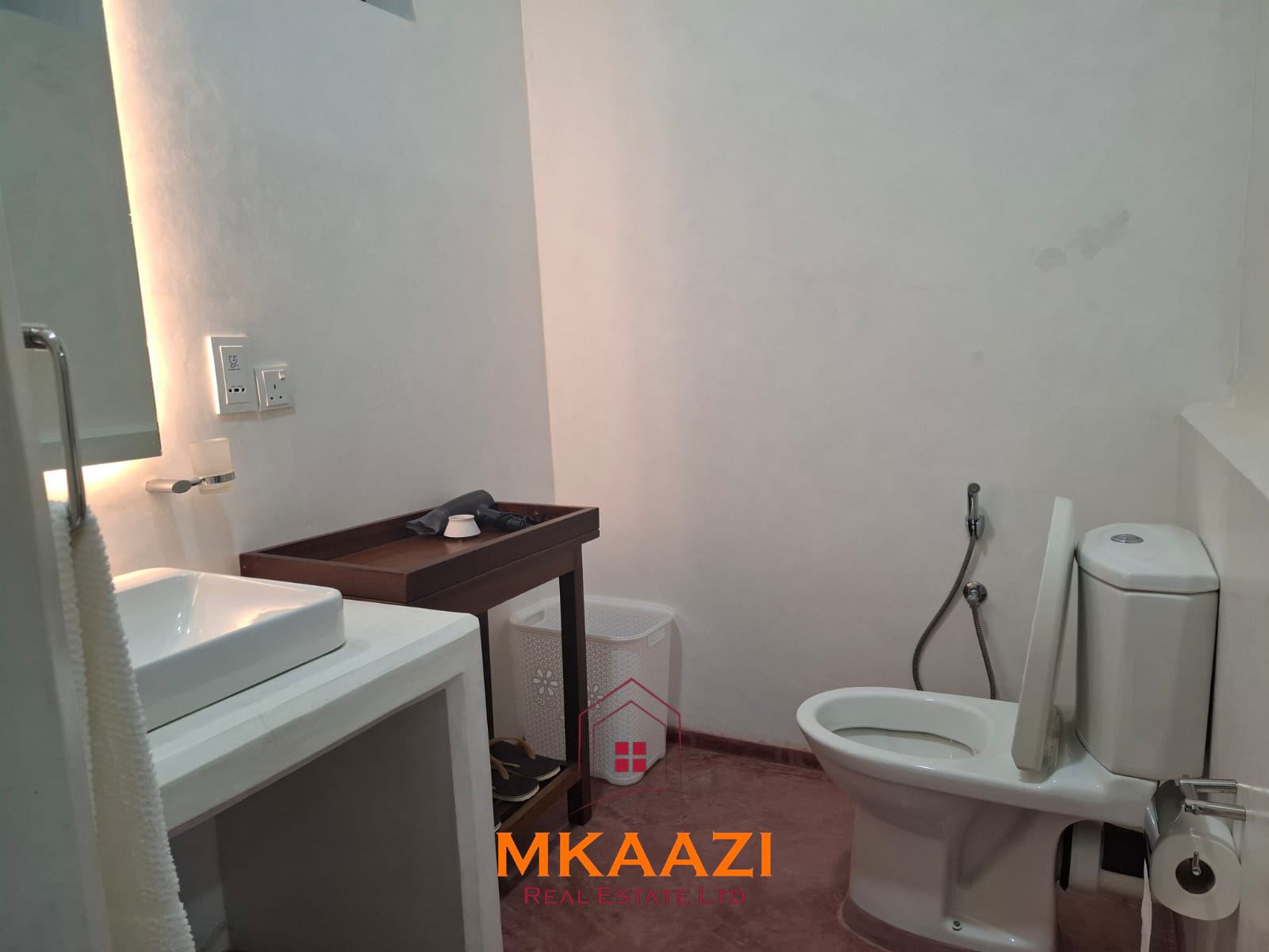 Luxury Beachfront Villa in Kuruwitu, Vipingo Luxury 3-bedroom beachfront villa for short-term rental in Kuruwitu, Vipingo with ocean views, private beach access, shared swimming pool, and modern interiors.