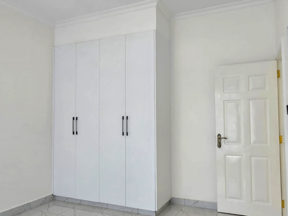 3-bedroom all-en-suite maisonette with SQ for sale in Forest Hill Kibiko, Ngong. Located in a secure 20-house gated estate with CCTV, electric fence and Ngong Hills views. Asking KSh 18.5M cash.