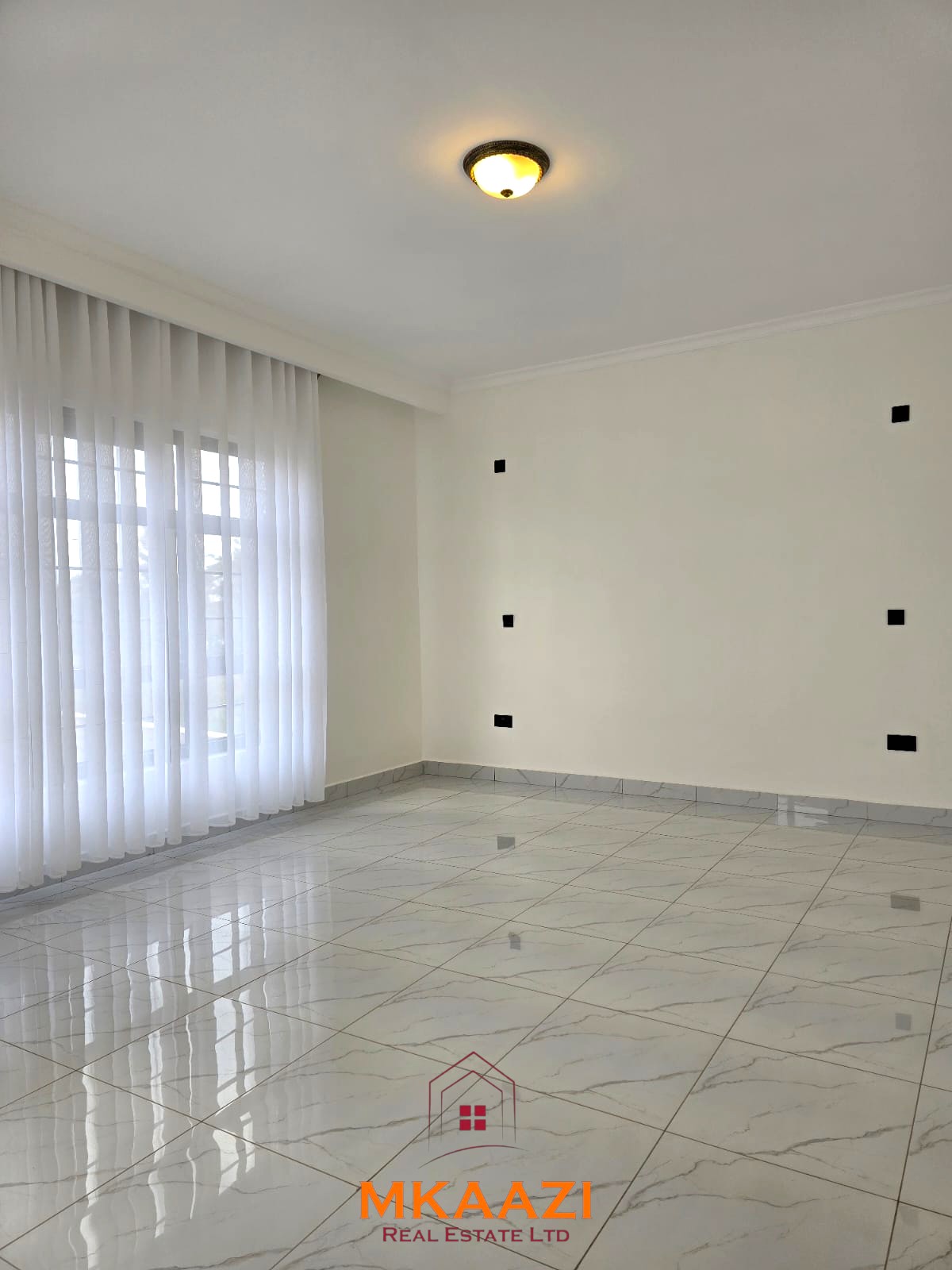 3BR Maisonette for Sale in Kibiko Ngong | 17.9M 3-bedroom all-en-suite maisonette with SQ for sale in Forest Hill Kibiko, Ngong. Located in a secure 20-house gated estate with CCTV, electric fence and Ngong Hills views. Asking KSh 18.5M cash.