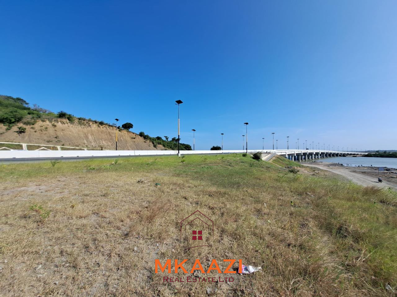Prime 7.3-hectare road-frontage land for sale in Dongo Kundu, Mombasa, near the Mombasa–Kwale border and adjacent to mangrove forest.