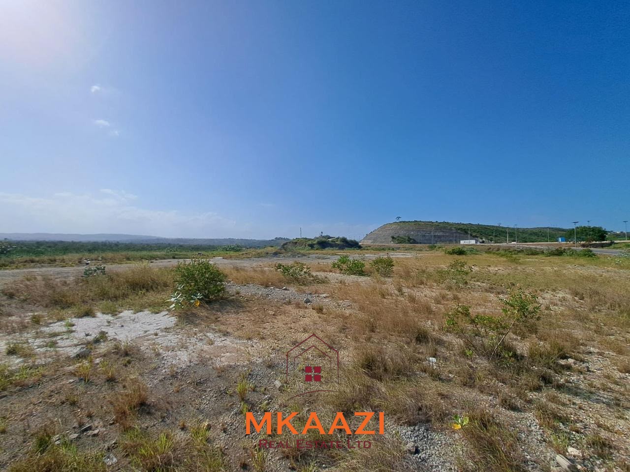 Prime 7.3-hectare road-frontage land for sale in Dongo Kundu, Mombasa, near the Mombasa–Kwale border and adjacent to mangrove forest.