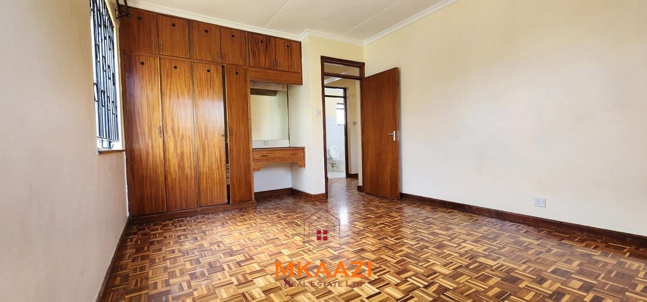 5 Bedroom Home for Sale in Mountain View Nairobi Spacious five-bedroom family home for sale on approximately a quarter acre in Mountain View, Nairobi, featuring a landscaped garden, renovated kitchen, fireplaces, and detached two-bedroom DSQ.