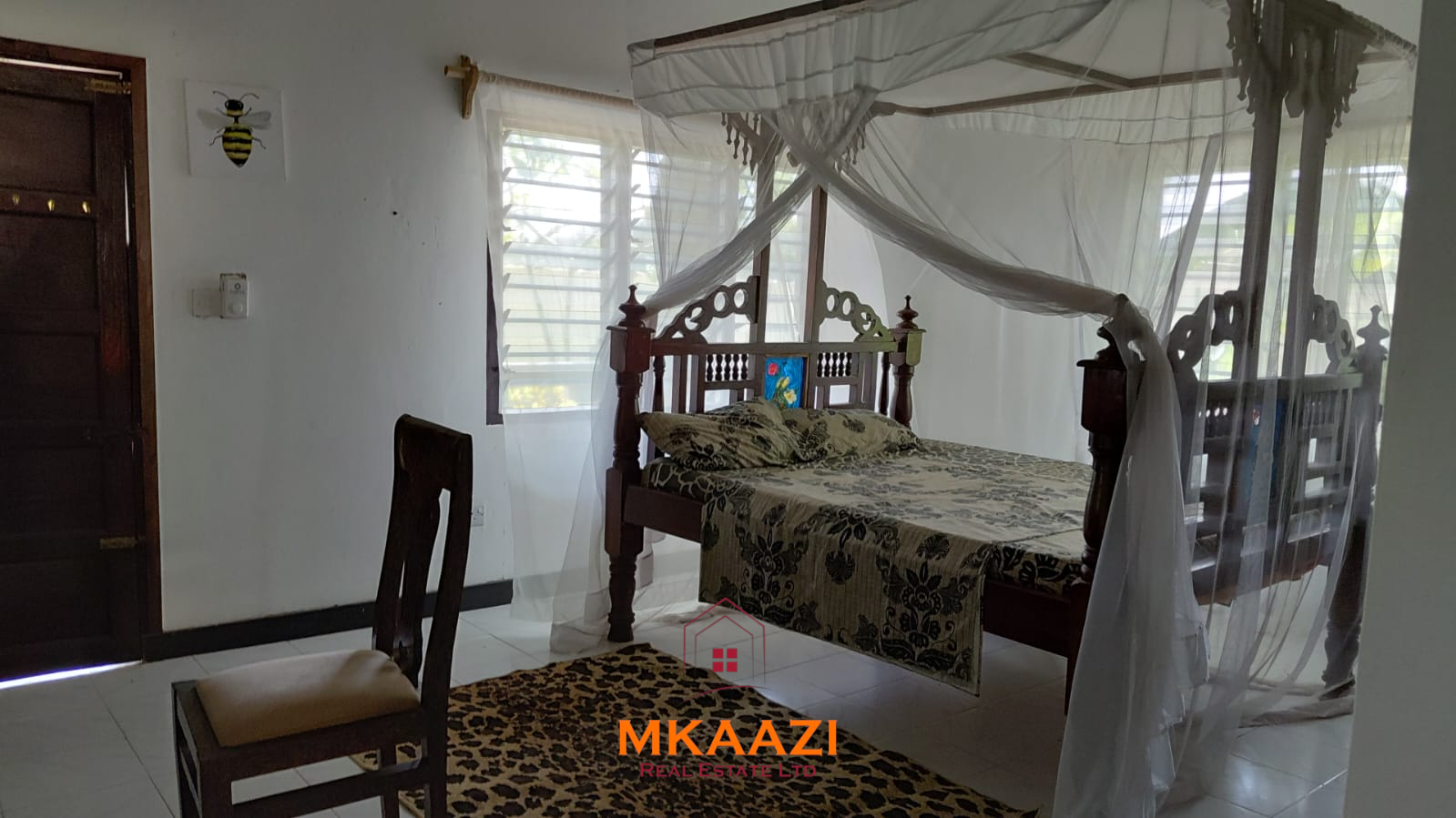Half Acre Property for Sale Near Watamu Mall Half-acre property for sale off Kanani Road in Watamu with a 2-bedroom house, 1-bedroom SQ and three unfinished rental units near Watamu Mall.