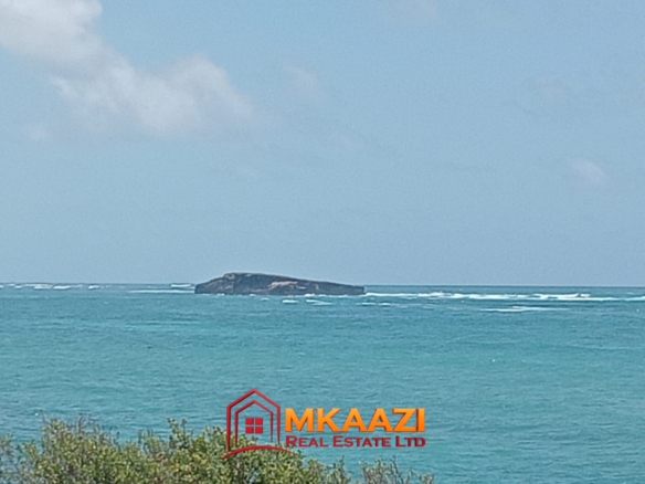 Prime Beachfront Plots and Land for Sale in Matsangoni, Malindi – 2 & 6 Acres | KES 13M/Acre