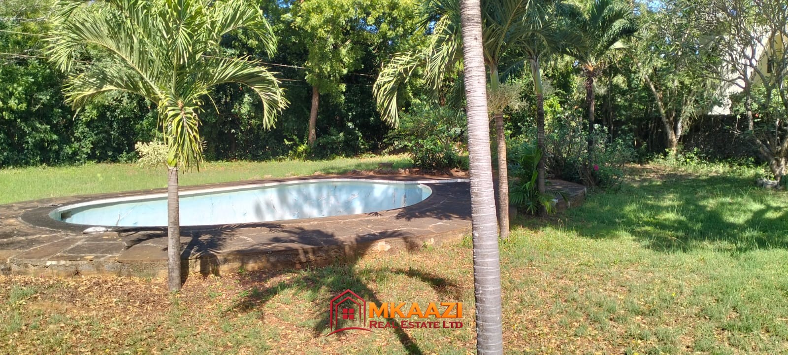 🌿 3-Bedroom Bungalow for Sale in Malindi – 1.15 Acres Off Lamu Road