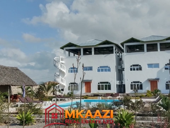 Furnished bedroom in a 3-bedroom apartment for sale near the beach in Watamu