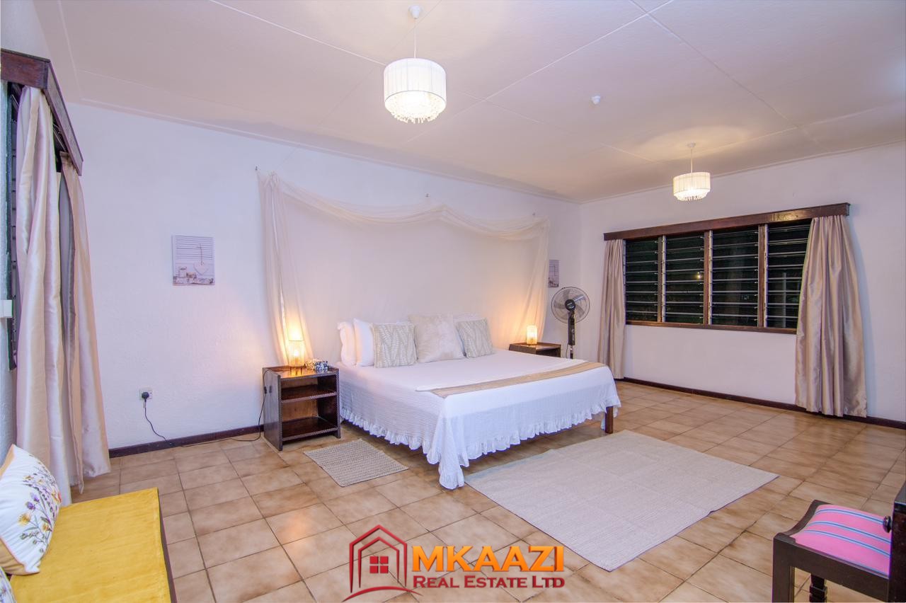 Driftowood Malindi 2 br short and long stay (9) Luxuriously furnished bedroom in a 2-bedroom bungalow near Silversands Beach