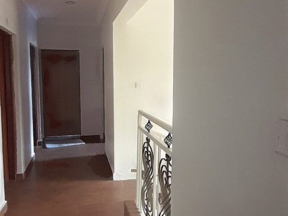 4-Bedroom Modern Mansion for Sale in Kiamunyi Baraka, Nakuru – Luxury Home with DSQ