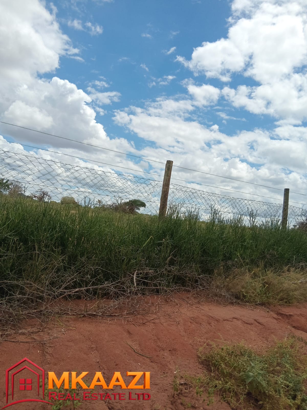Makueni 1600acre (8) large agricultural land for sale in Makueni County