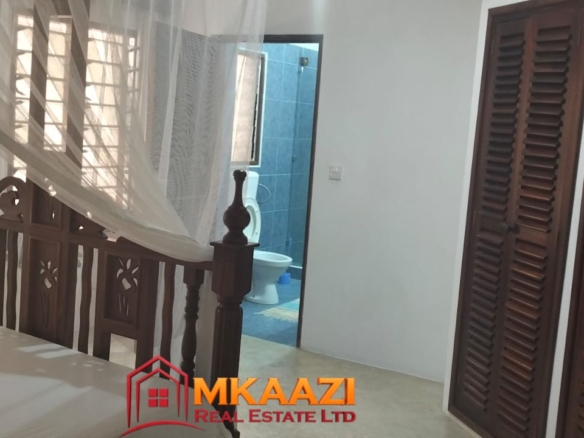 Modern 2-bedroom apartment at Mango Plaza Apartments available for short- and long-term rental.
