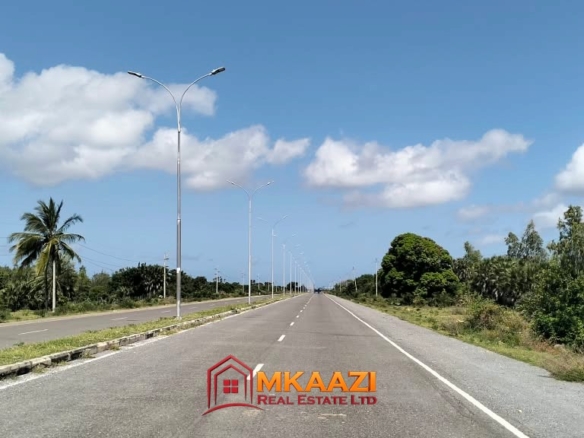 1 Acre for Sale Next to Toyota Kenya, LAPSSET Road, Bora Imani, Lamu