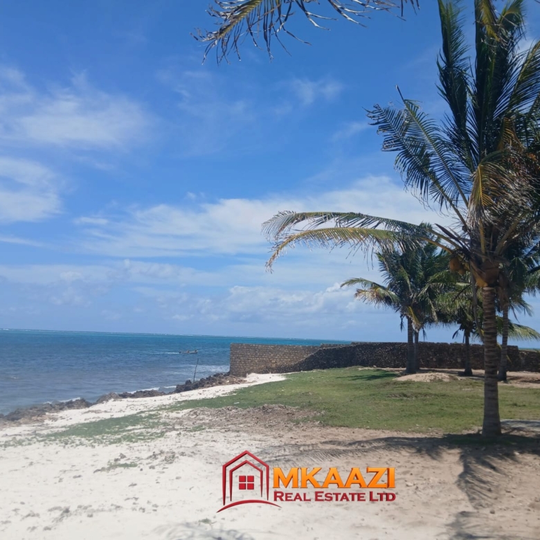 1.125-acre beachfront land for sale in Mayungu