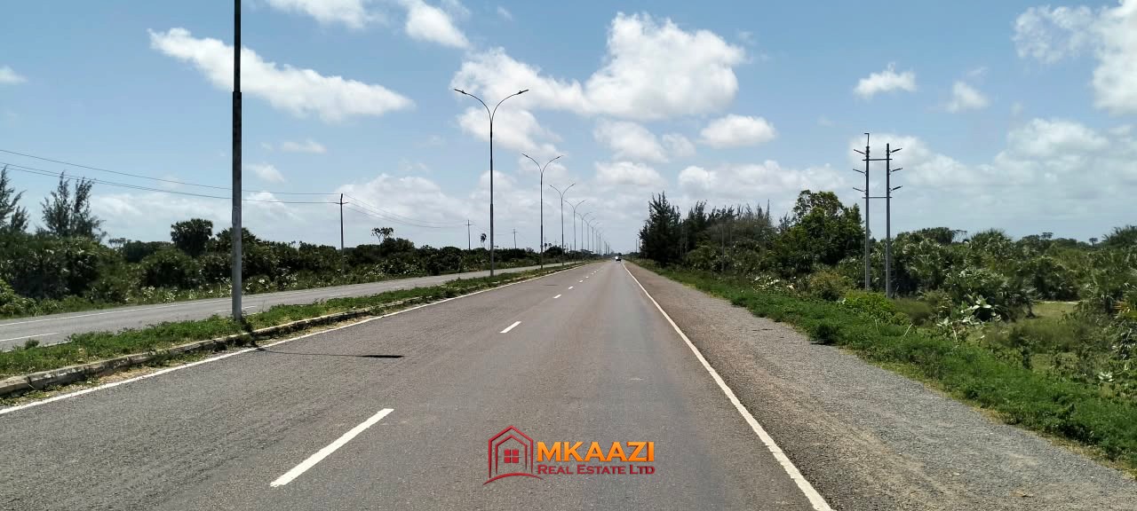 Prime 2 Acres of Commercial Land for Sale In Bora Imani Near Lamu Port – E885, Bora Imani