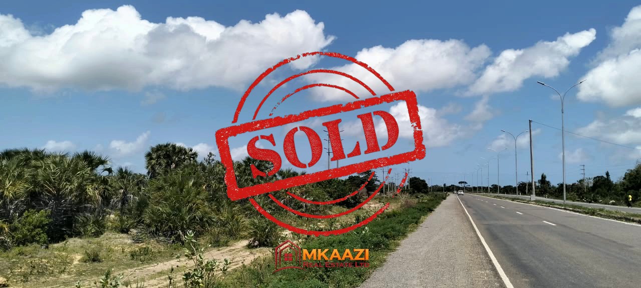 Prime 2 Acres of Commercial Land for Sale In Bora Imani Near Lamu Port – E885, Bora Imani