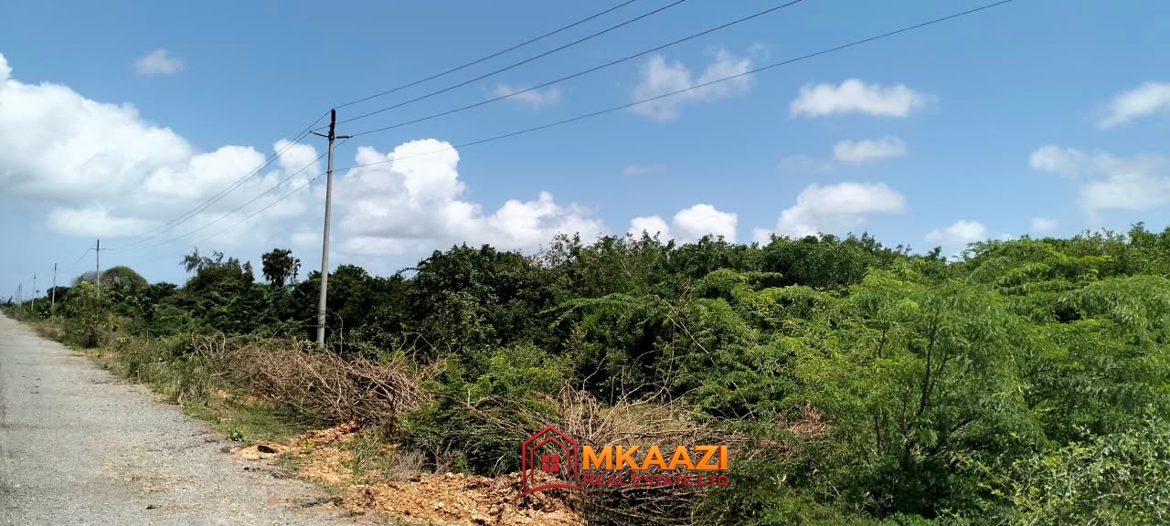 2 Acres of Land for Sale in Bora Imani, Hindi, Lamu County – Dual Carriageway Frontage
