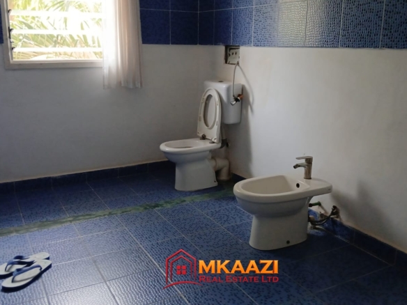 Beautiful 3-Bedroom Furnished Apartment for Sale at Green Malindi Luxury Apartments – KSh 17 Million