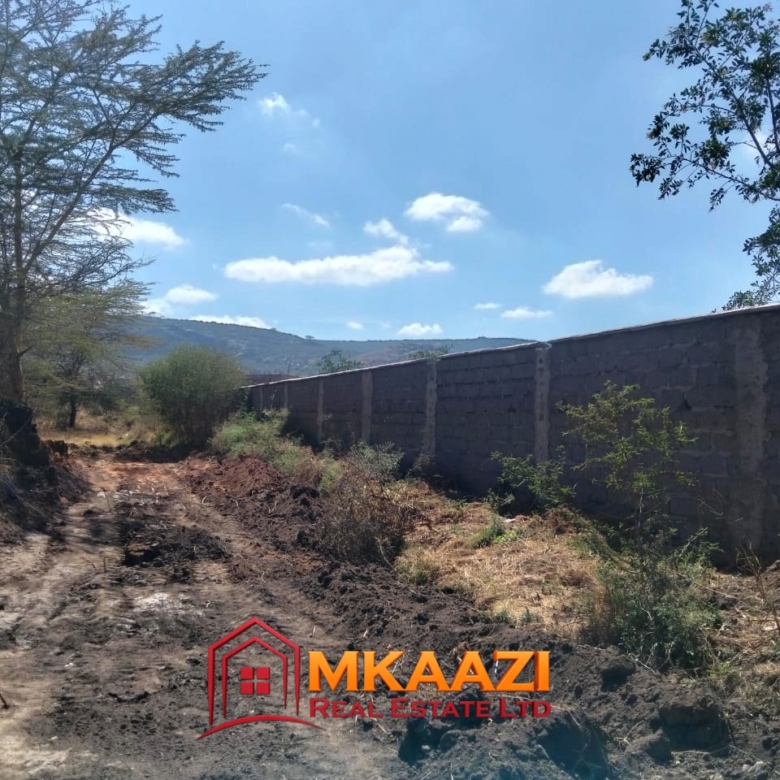 49-acre land for sale in Lukenya, Mombasa Road, touching tarmac and suitable for industrial and commercial development