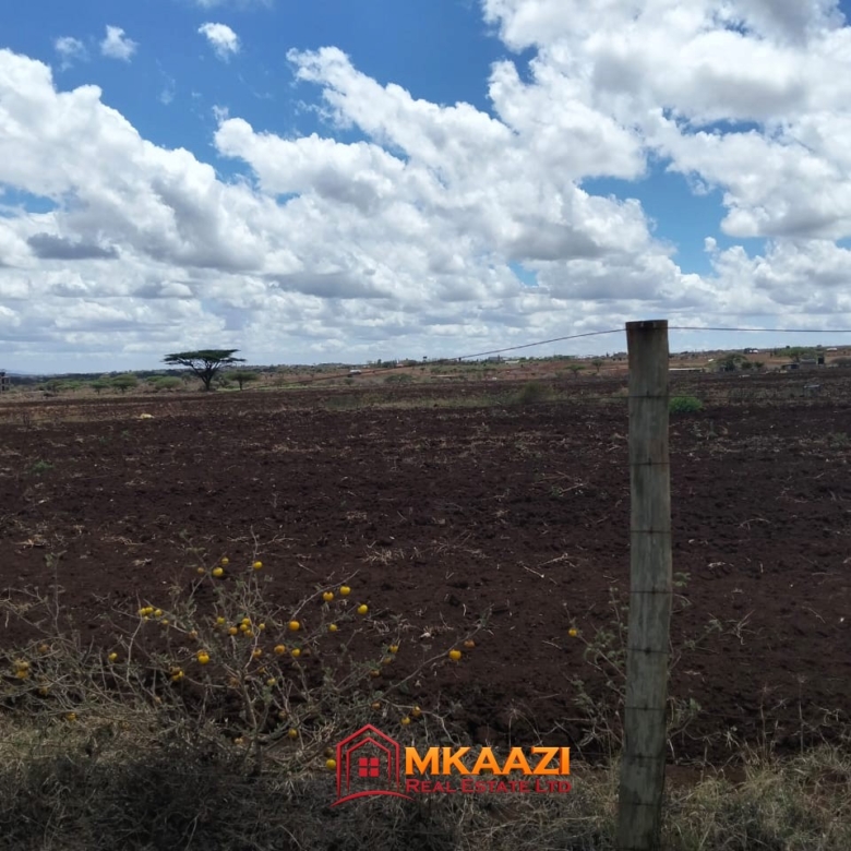 7-acre land for sale between Kimana and Loitoktok, Kajiado County