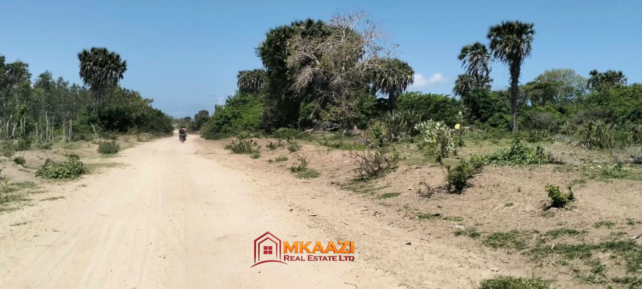 7 Acres in Lamu (1) 7 Acres for sale next to Dangote's refinery in Lamu