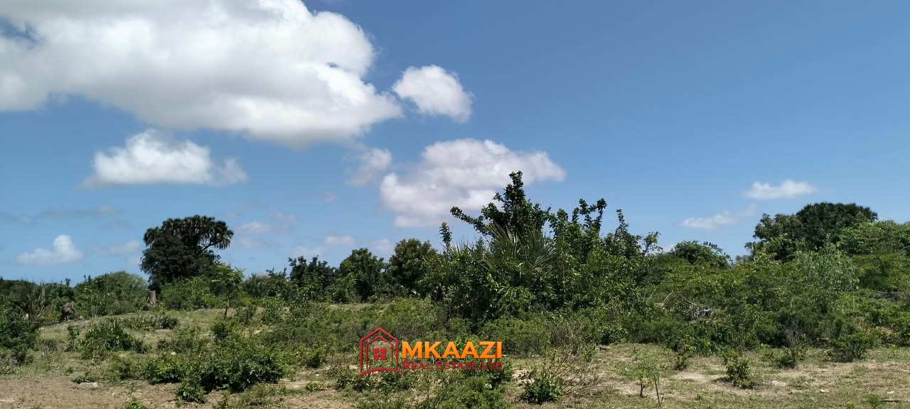 7 Acres in Lamu (2) 7 Acres for sale next to Dangote's refinery in Lamu