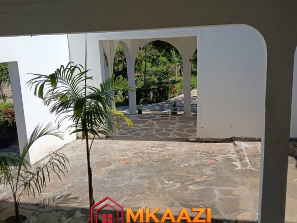 Fully Furnished 6-Bedroom Furnished House for Rent in Watamu – KSh 165,000 per Month