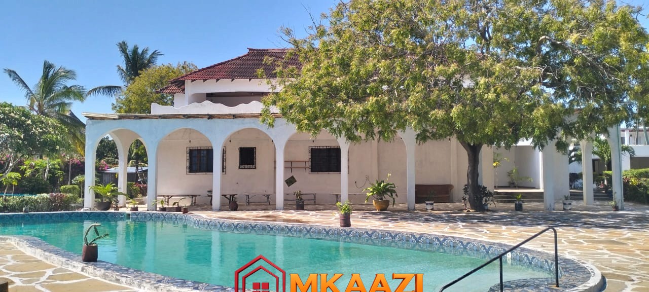 Baraka Villa Watamu (33) Furnished Watamu rental property with fenced compound and ample parking
