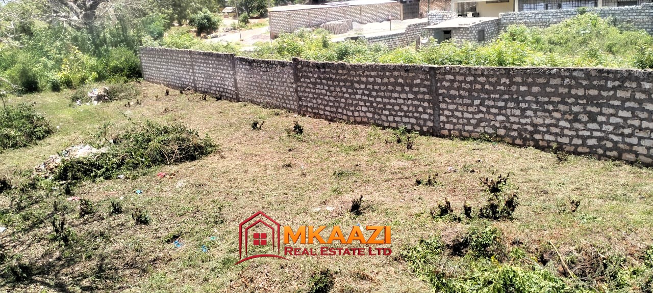 50×100 Plot for Sale in Malindi Off Casuarina Road – KSh 2.65 Million