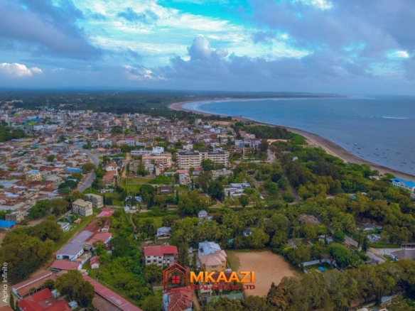 Beautiful Fully Furnished 3-Bedroom House for Sale in Silver Sands Road, Malindi – KSh 16 Million