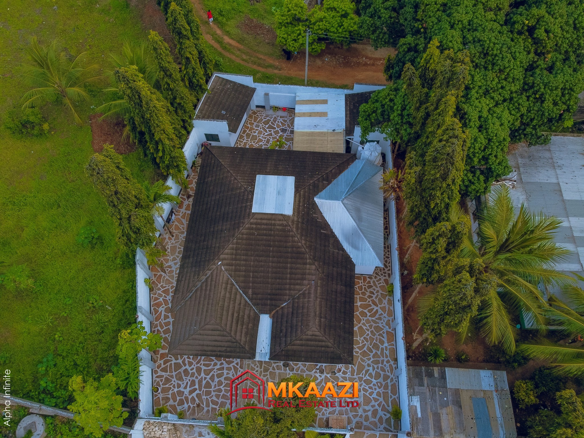 DJI_0957 Furnished freehold house with two SQs behind Baby Marrow, Malindi