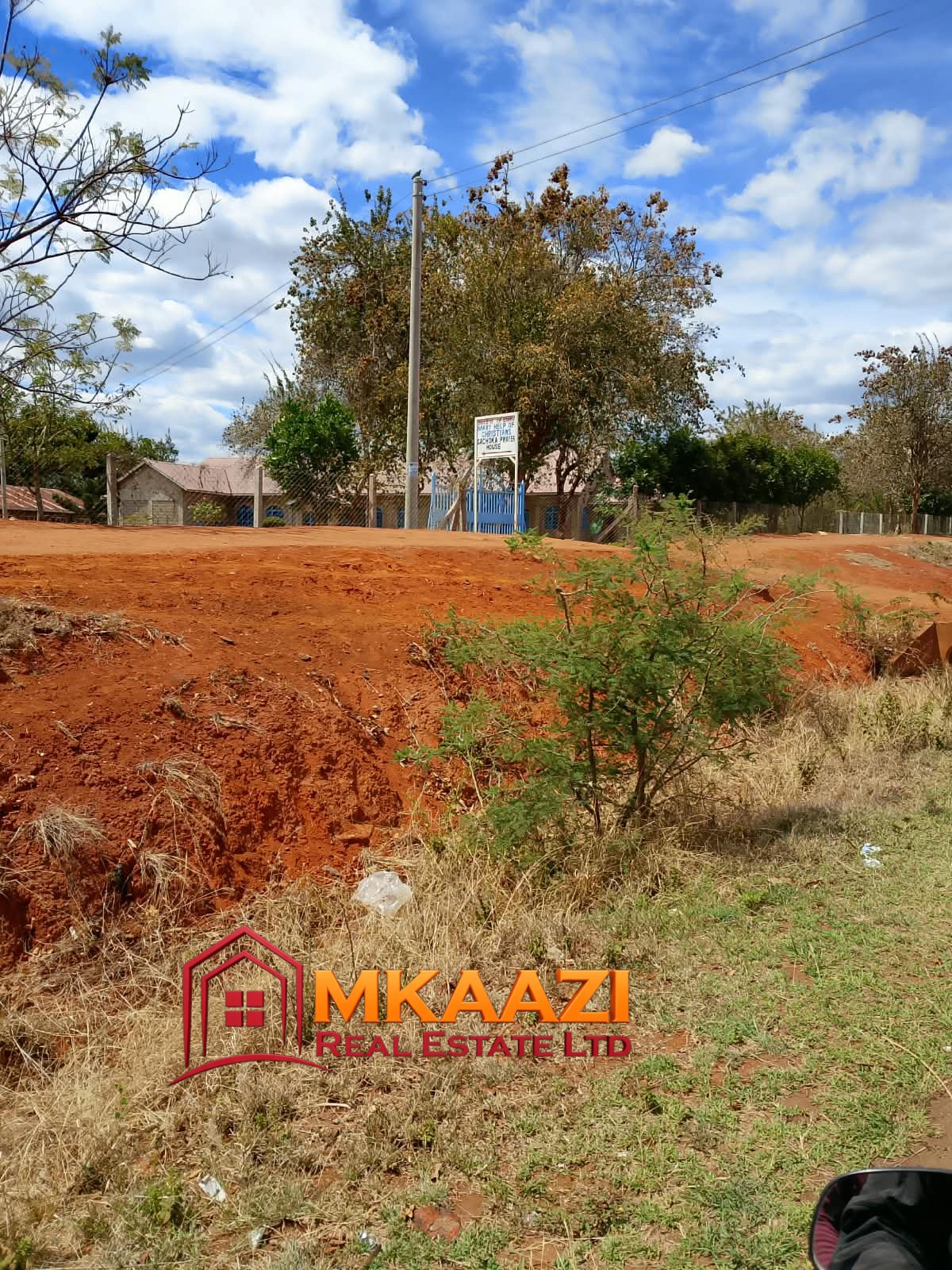 Residential land in Gachoka near Kaninwa Nthiga Primary School.